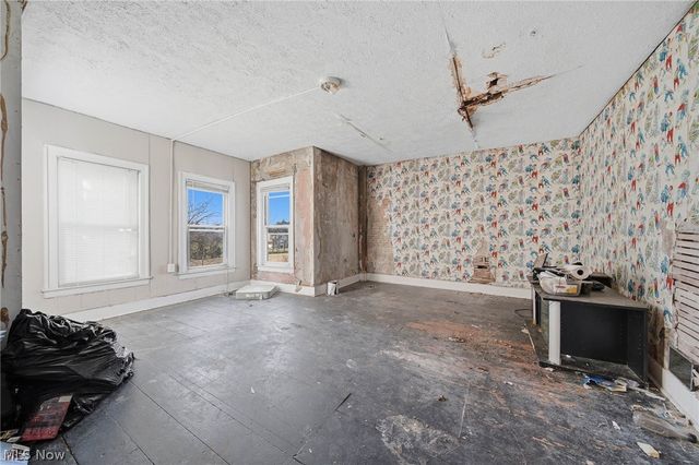 4677 Rock Spring Road, Ravenna, OH 44266