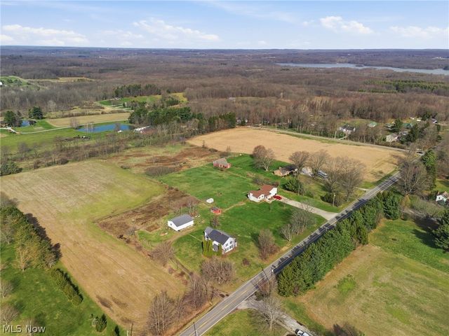 4677 Rock Spring Road, Ravenna, OH 44266