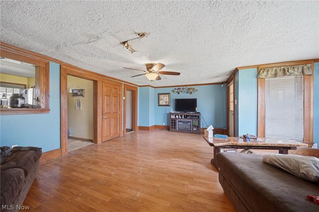 4677 Rock Spring Road, Ravenna, OH 44266