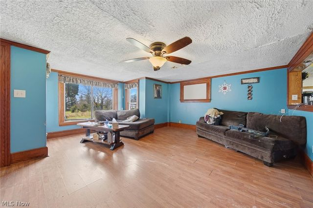 4677 Rock Spring Road, Ravenna, OH 44266