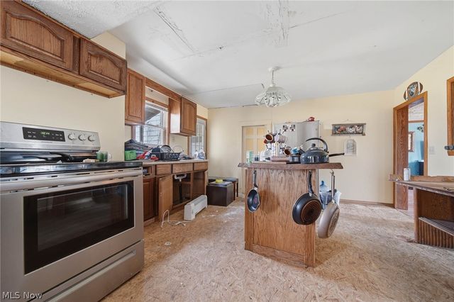 4677 Rock Spring Road, Ravenna, OH 44266