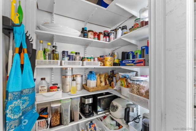 2360 Torrey Pines Rd 28, La Jolla, CA 92037