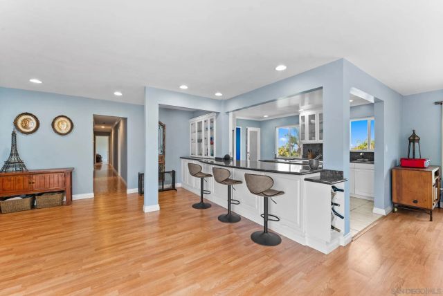 2360 Torrey Pines Rd 28, La Jolla, CA 92037