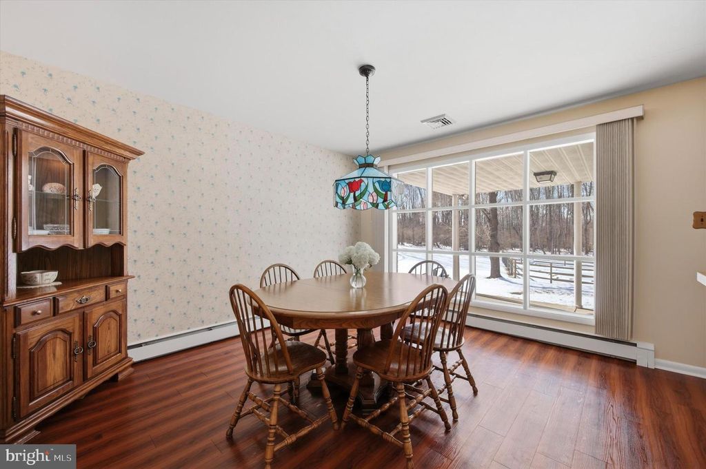 Image 13 of property listing at 1304 VALLEY RD, Glen Mills, PA 19342