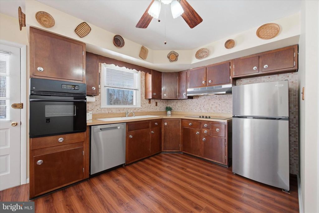 Image 15 of property listing at 1304 VALLEY RD, Glen Mills, PA 19342