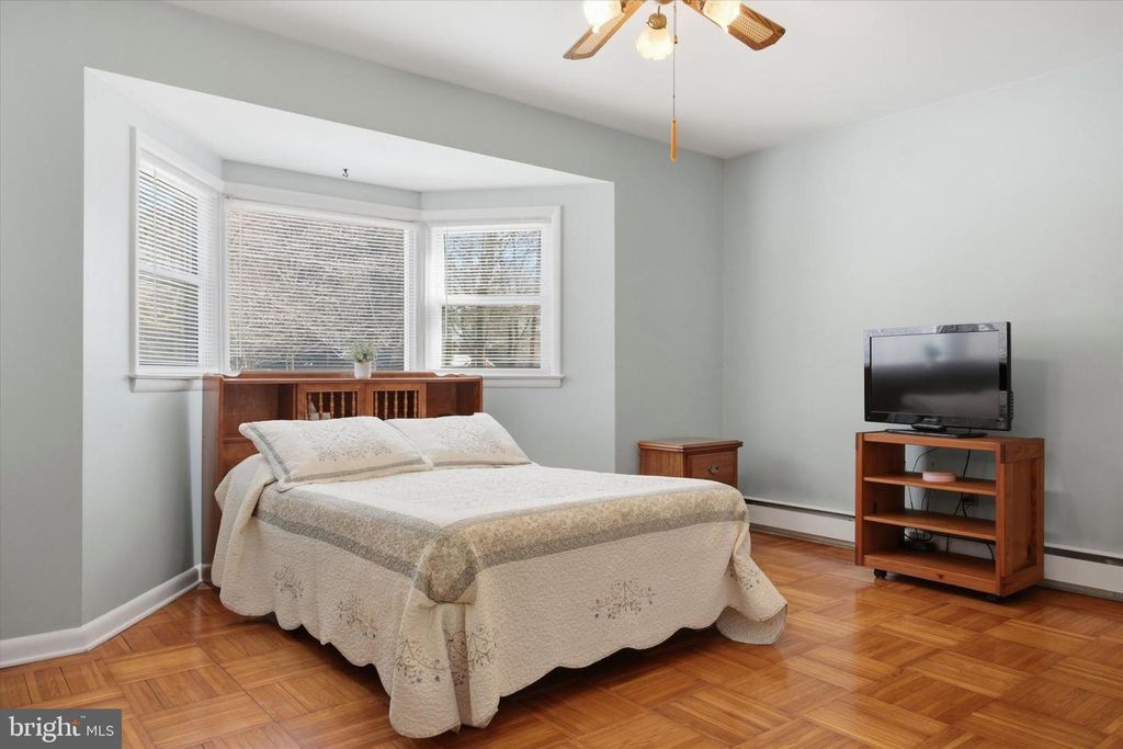 Image 18 of property listing at 1304 VALLEY RD, Glen Mills, PA 19342