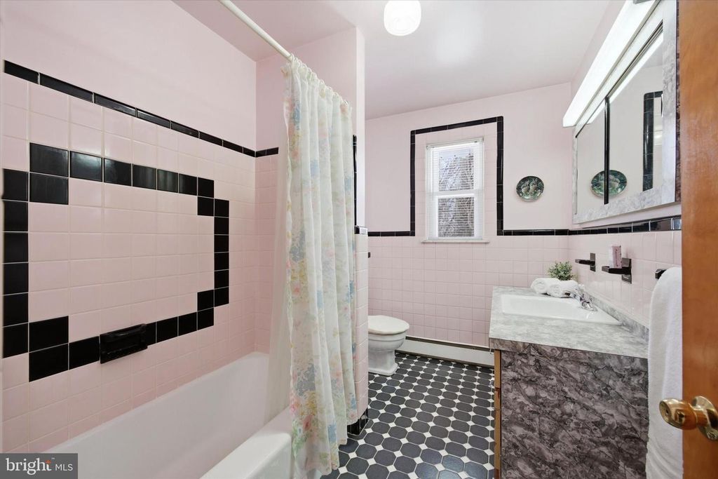 Image 23 of property listing at 1304 VALLEY RD, Glen Mills, PA 19342