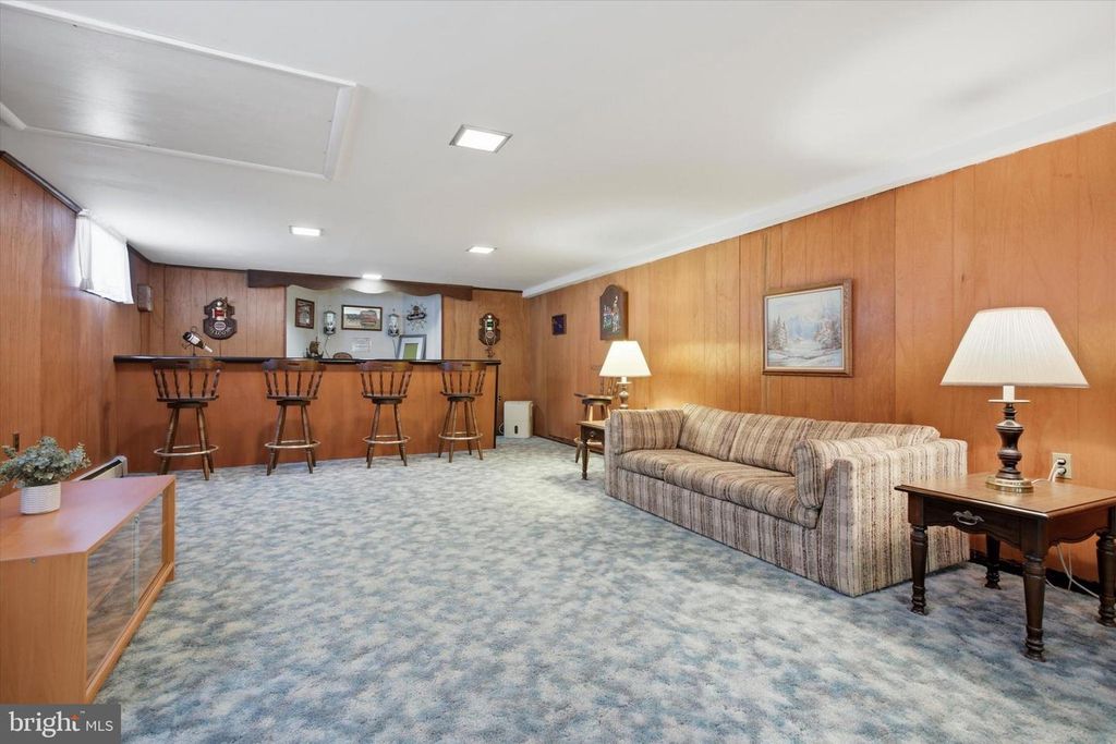 Image 27 of property listing at 1304 VALLEY RD, Glen Mills, PA 19342