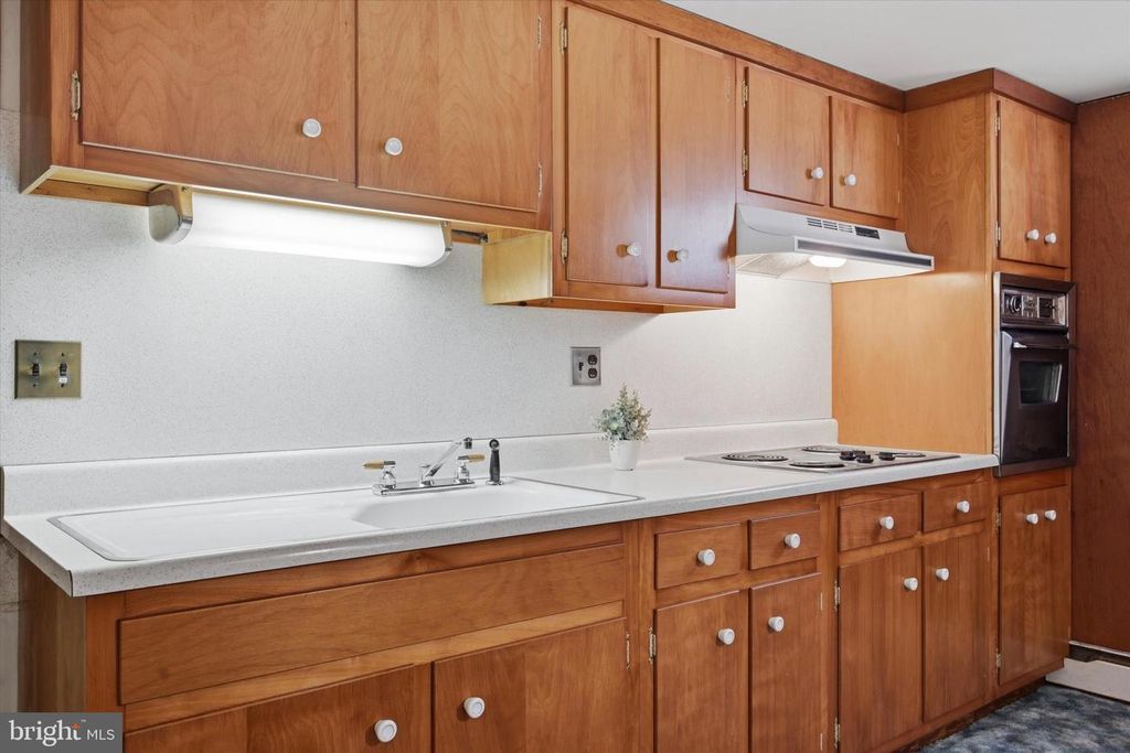 Image 31 of property listing at 1304 VALLEY RD, Glen Mills, PA 19342