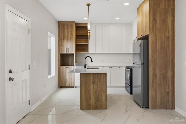 10920 N 27th Street, Mcallen, TX 78504