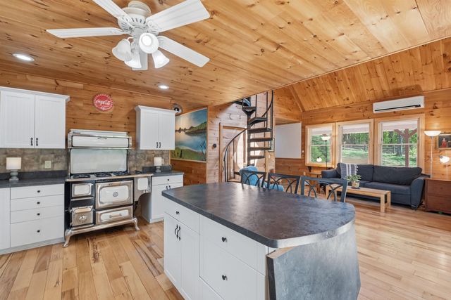 7 Smith Hill Road, Ashland, NH 03217