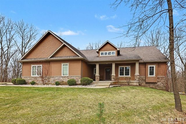 2627 Oak Highland Court, Lowell, MI 49331