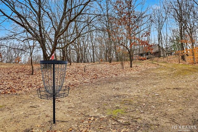 2627 Oak Highland Court, Lowell, MI 49331
