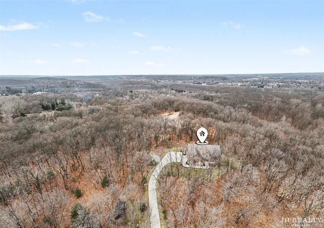 2627 Oak Highland Court, Lowell, MI 49331