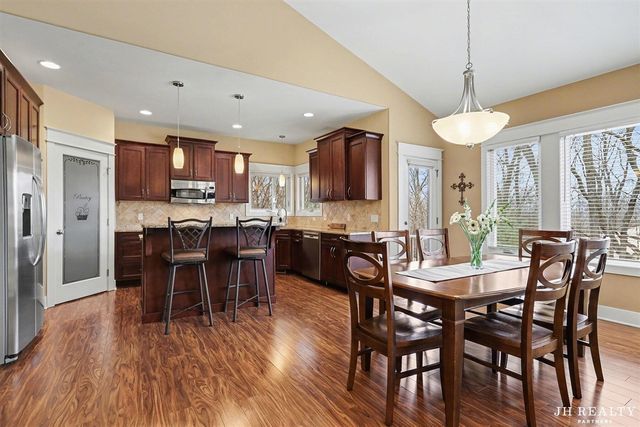 2627 Oak Highland Court, Lowell, MI 49331