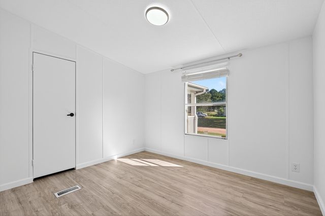 134 Harvest Moon Lane, Chesnee, SC 29323