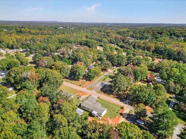 134 Harvest Moon Lane, Chesnee, SC 29323