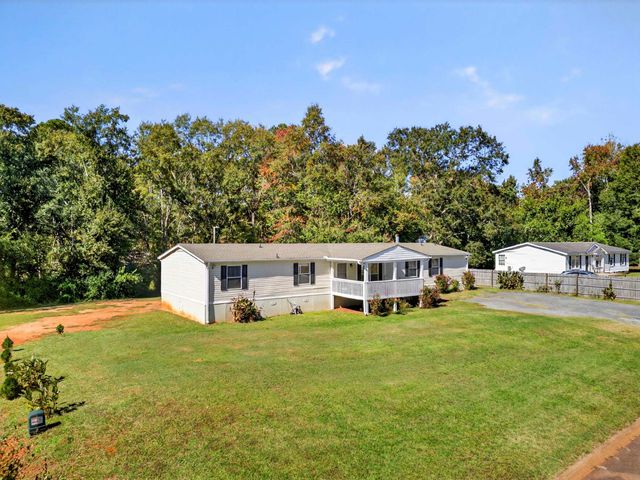 134 Harvest Moon Lane, Chesnee, SC 29323