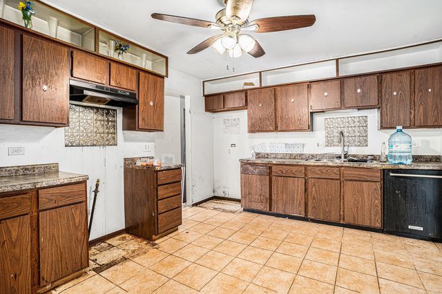 3038 225th Street, Sauk Village, IL 60411