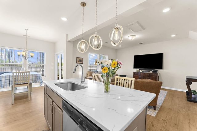 163 Surfbird Road, Summerville, SC 29486