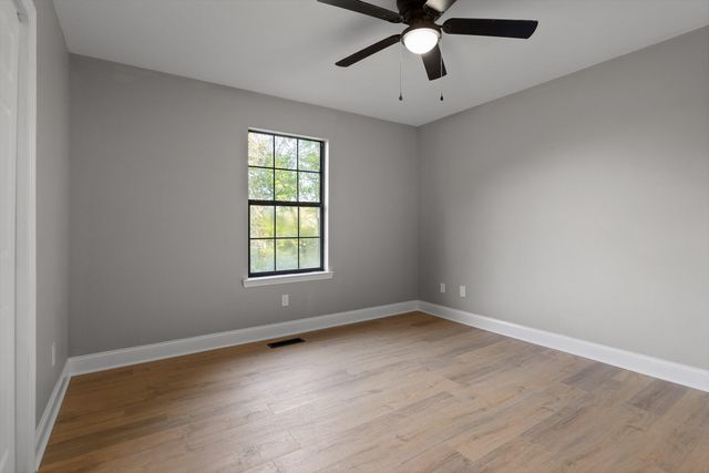 230 Rolling Meadows Drive, Ringgold, GA 30736