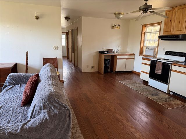 21521 Hammon Road, Elkins, AR 72727