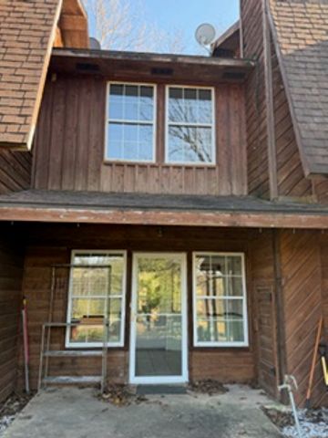 21521 Hammon Road, Elkins, AR 72727