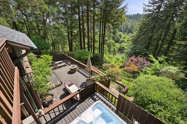 17815 Old Monte Rio Rd, Guerneville, CA 95446