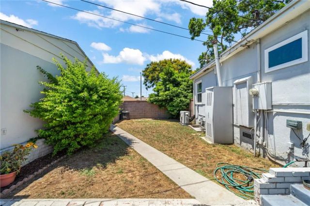 300 E Adams Street East, Long Beach, CA 90805
