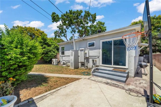 300 E Adams Street East, Long Beach, CA 90805