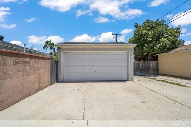 300 E Adams Street East, Long Beach, CA 90805