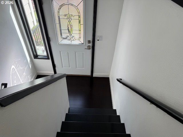 14545 Se CENTER St, Portland, OR 97236