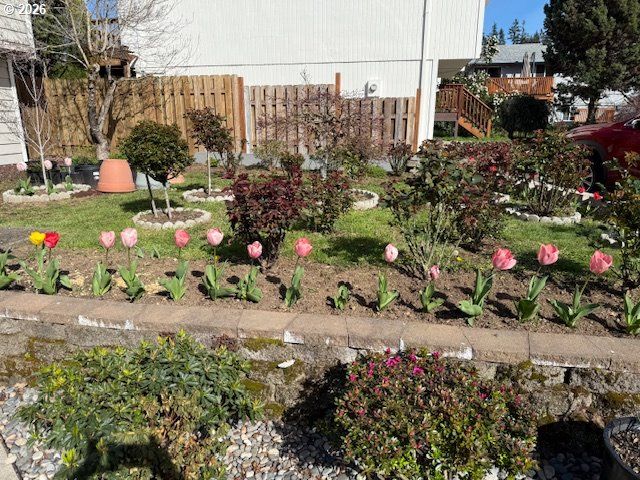 14545 Se CENTER St, Portland, OR 97236