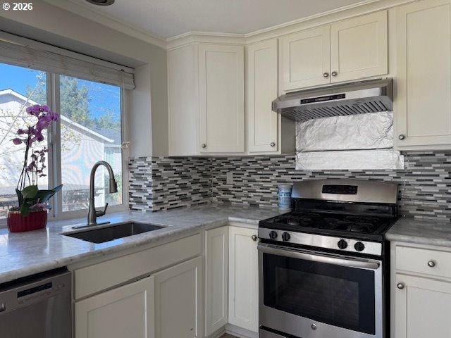 14545 Se CENTER St, Portland, OR 97236