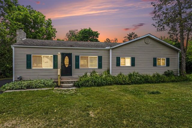 3472 Esson Drive, Grand Blanc, MI 48439