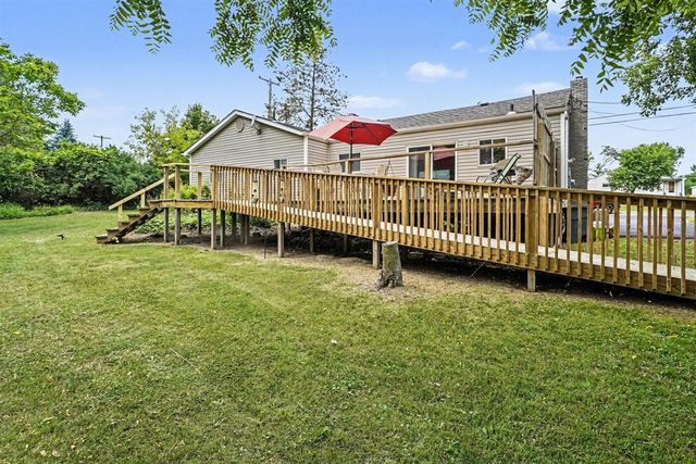 3472 Esson Drive, Grand Blanc, MI 48439