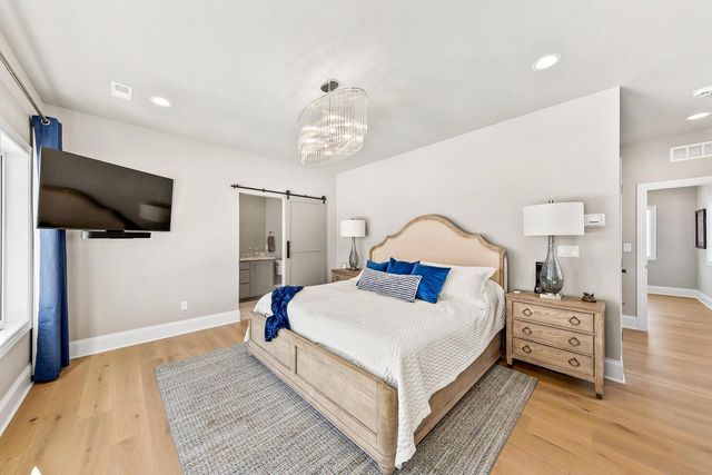 W351N5322 Road C, Oconomowoc, WI 53066