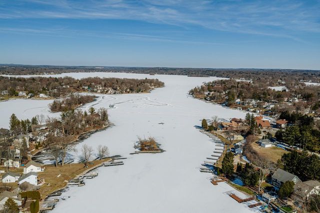 W351N5322 Road C, Oconomowoc, WI 53066