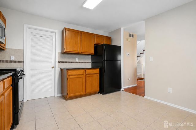216 Copeley Way, North Brunswick, NJ 08902