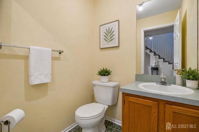216 Copeley Way, North Brunswick, NJ 08902