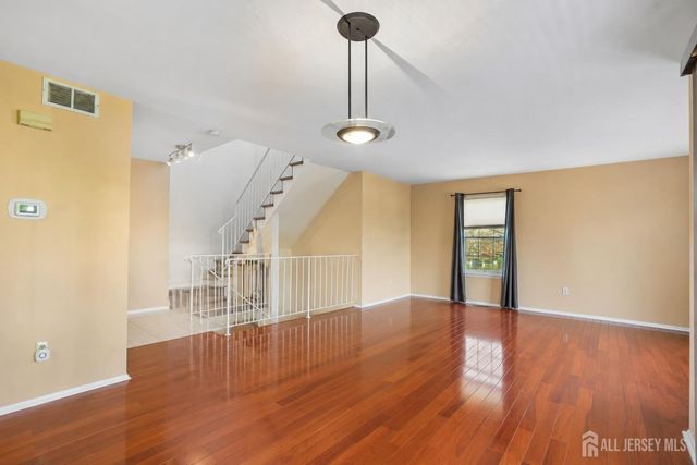 216 Copeley Way, North Brunswick, NJ 08902
