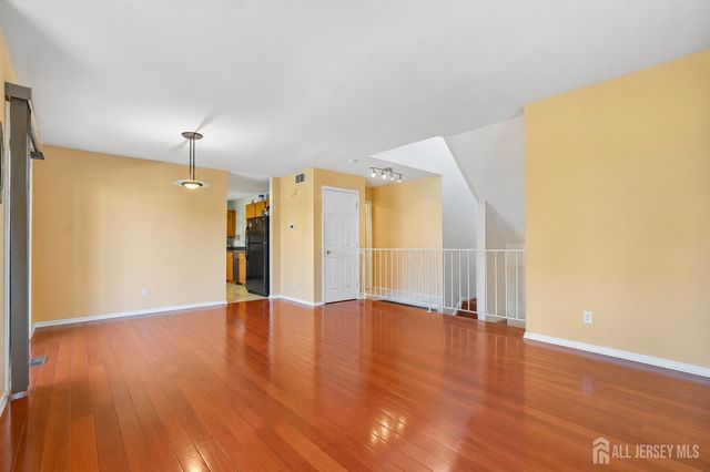 216 Copeley Way, North Brunswick, NJ 08902