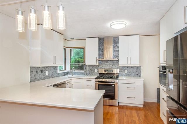 247 Emmett Place, Ridgewood, NJ 07450