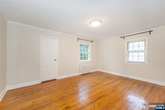 247 Emmett Place, Ridgewood, NJ 07450