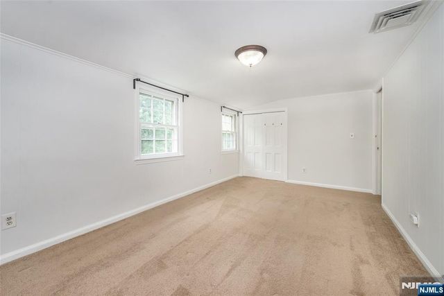 247 Emmett Place, Ridgewood, NJ 07450