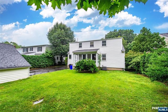 247 Emmett Place, Ridgewood, NJ 07450