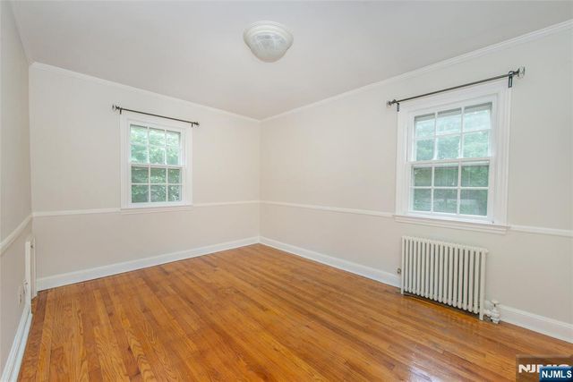 247 Emmett Place, Ridgewood, NJ 07450
