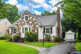 247 Emmett Place, Ridgewood, NJ 07450