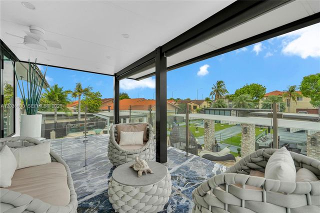 13330 SW 5th Street, Miami, FL 33184