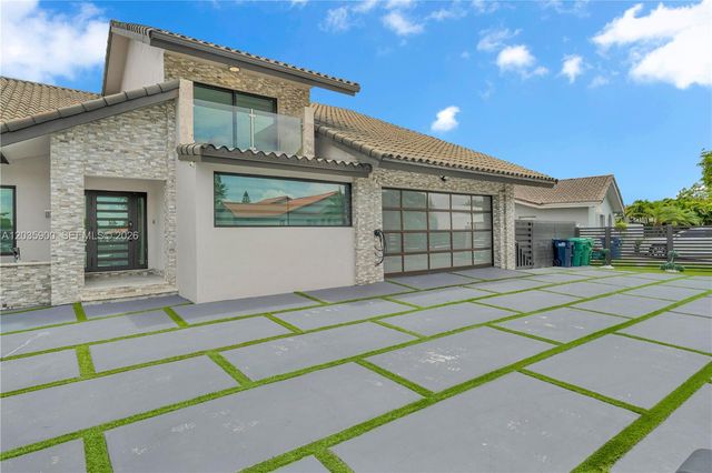 13330 SW 5th Street, Miami, FL 33184